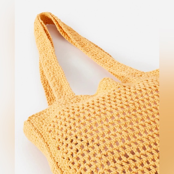 RipCurl Holiday Crochet 8L Tote Bag - Picture 6 of 10